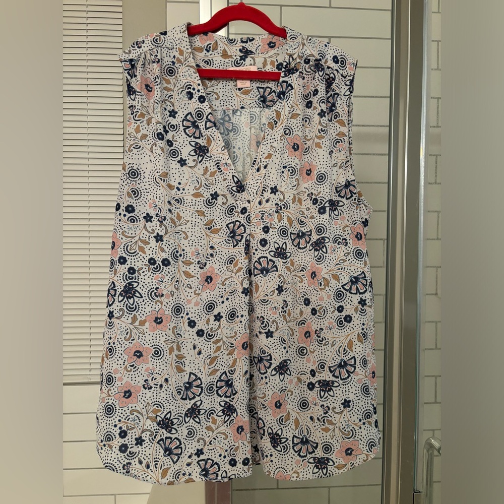 San Tropez sleeveless blouse